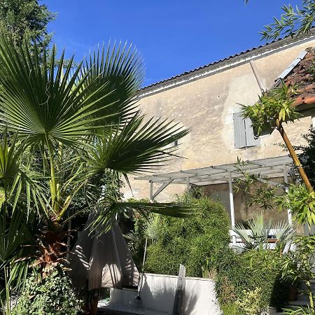 Chambre Paisible Dans Une Ancienne Batisse Renovee Issigeac Экстерьер фото